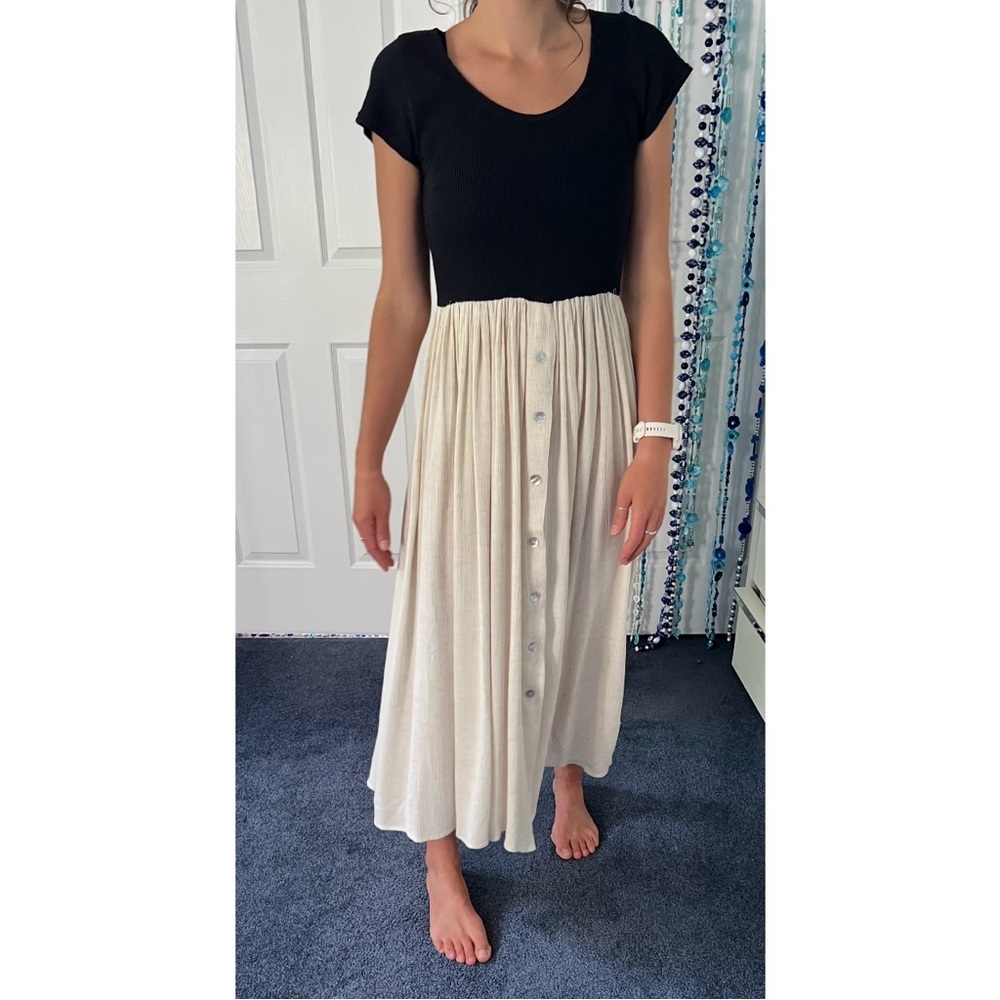Black & Cream Two-Tone Midi Dress with Button Front Skirt